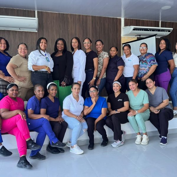 Hospital Municipal Cevicos fortalece la &eacute;tica profesional de su personal mediante capacitaci&oacute;n avalada por INFOTEP