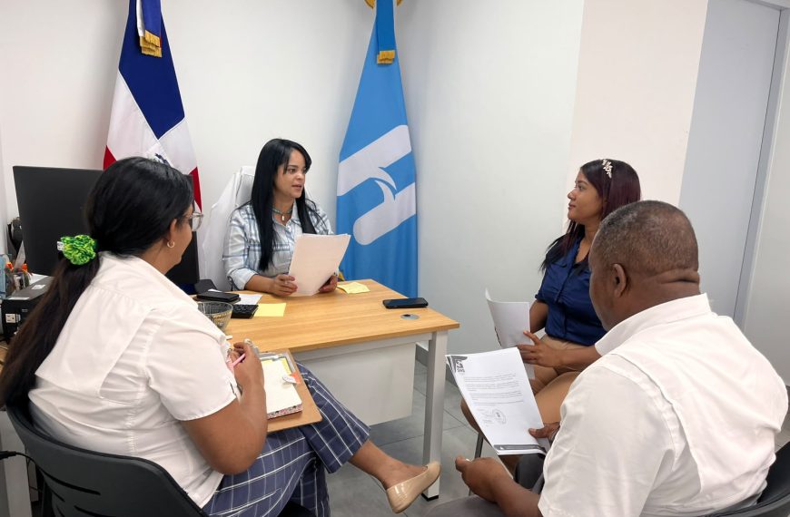 Hospital Municipal Cevicos fortalece los procesos de compras y contrataciones mediante reuni&oacute;n del comit&eacute;