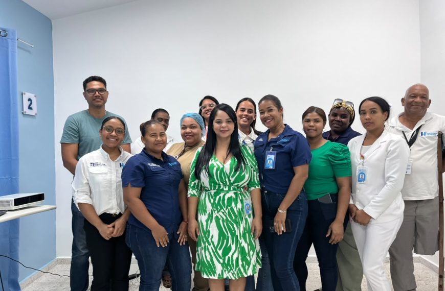 Hospital Municipal Cevicos fortalece las competencias de sus encargados mediante jornada de capacitaci&oacute;n